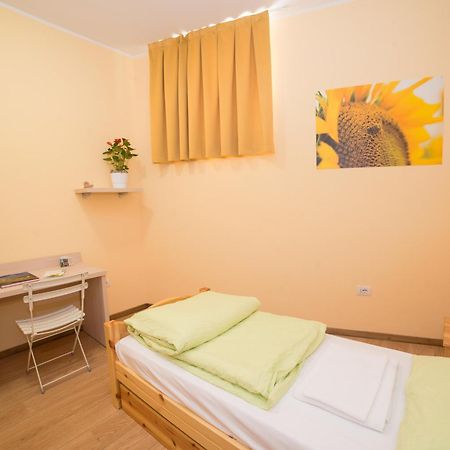 Hostel L'Ost - Ostello Di Grumes Δωμάτιο φωτογραφία