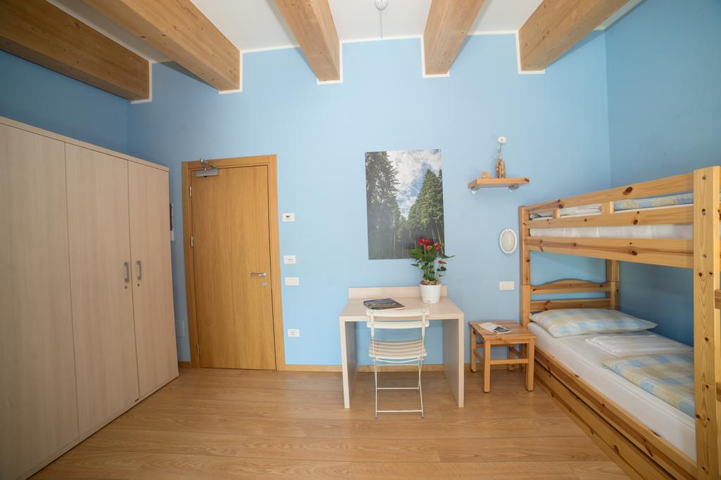 Hostel L'Ost - Ostello Di Grumes Εξωτερικό φωτογραφία